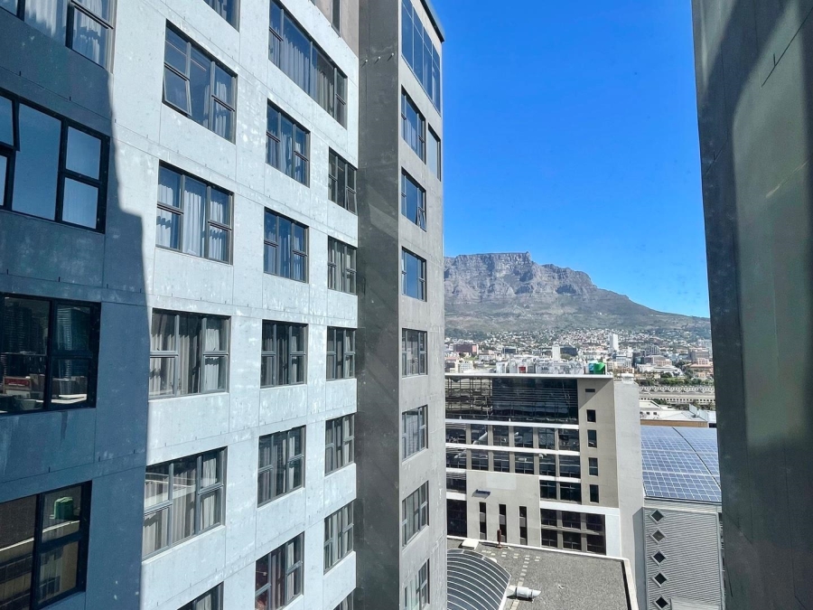 1 Bedroom Property for Sale in Cape Town City Centre Western Cape